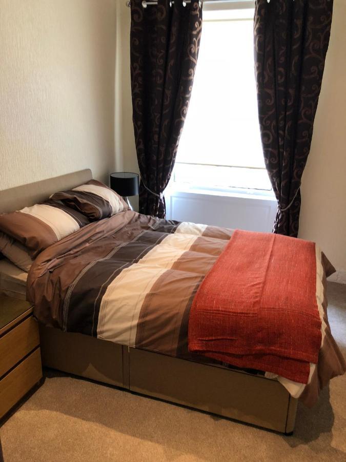 Wellington Tavern Accommodation Dewsbury Exteriör bild